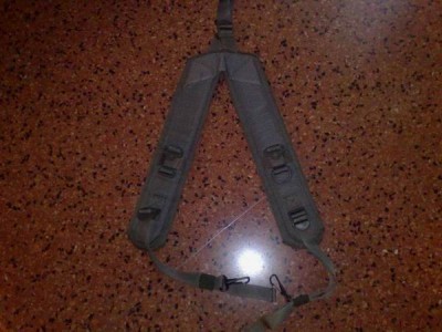 SPALLACCI NUOVI ORIGINALI EI <br />15 EURO
